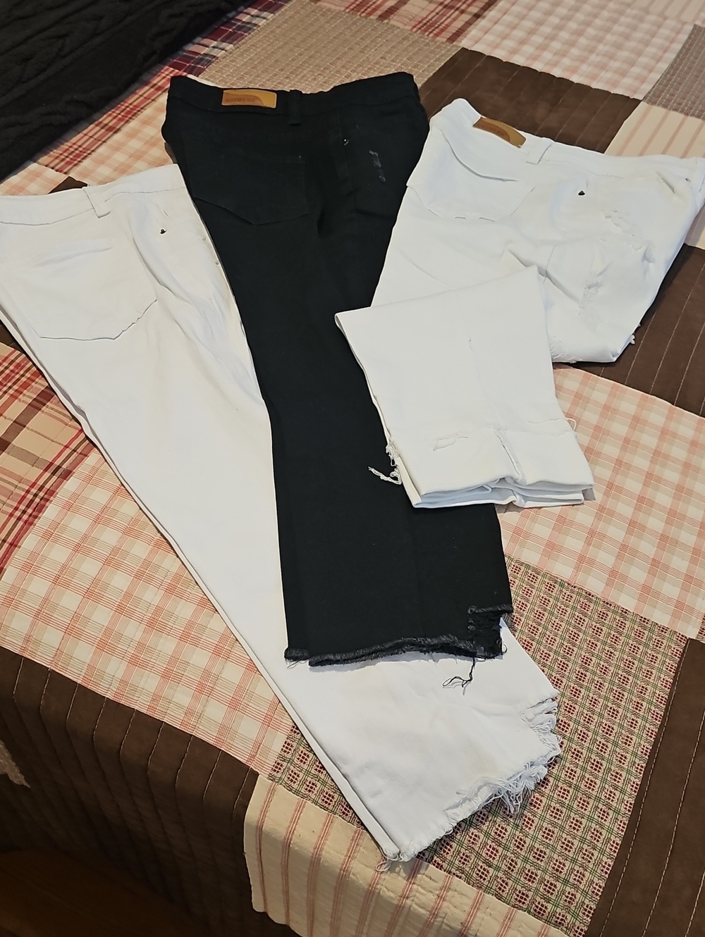 (3) Roswear Women's  Distressed Jeans Black & White.